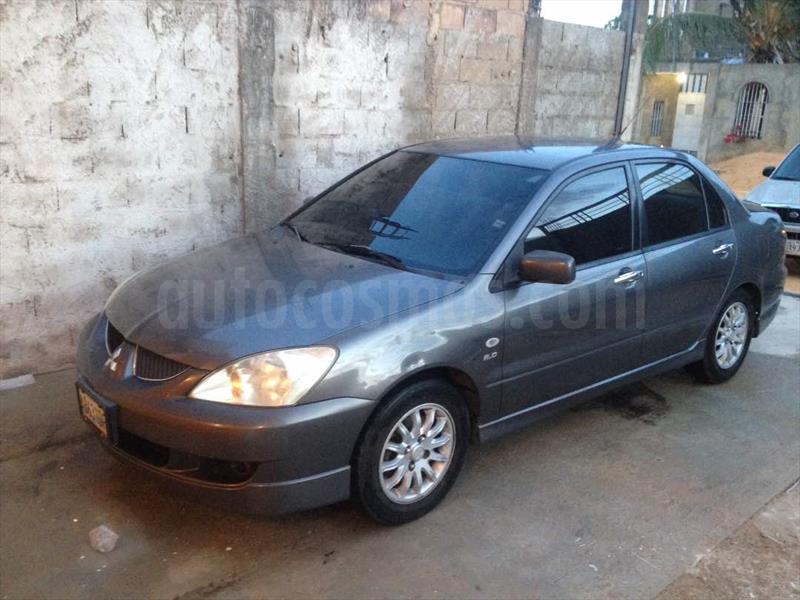foto Mitsubishi Lancer Touring 2.0L Aut CVT Usado