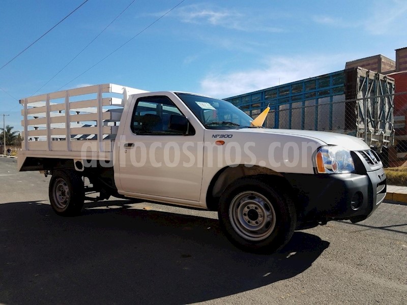 foto Nissan Estacas Largo TM5 usado