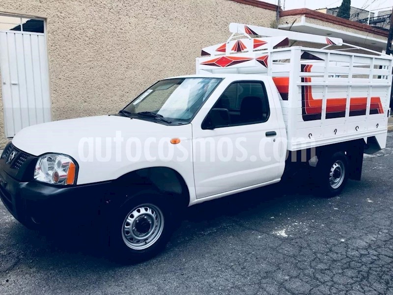 foto Nissan Estacas Largo TM5 usado