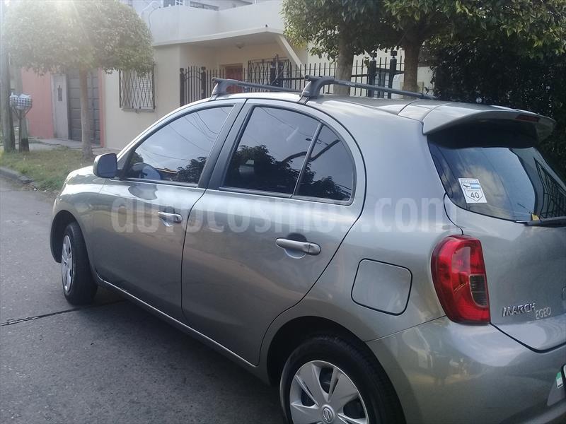 foto Nissan March Sense usado
