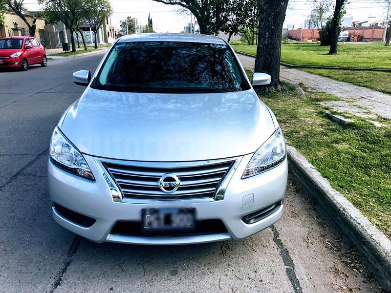 foto Nissan Sentra Sense usado