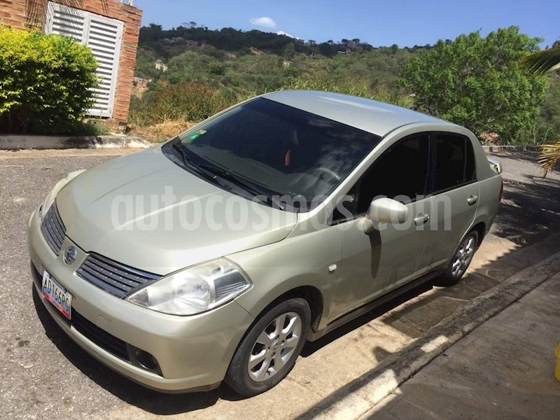 foto Nissan Tiida Sedan 1.8L Aut usado