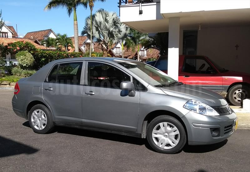 foto Nissan Tiida 1.8L Emotion usado