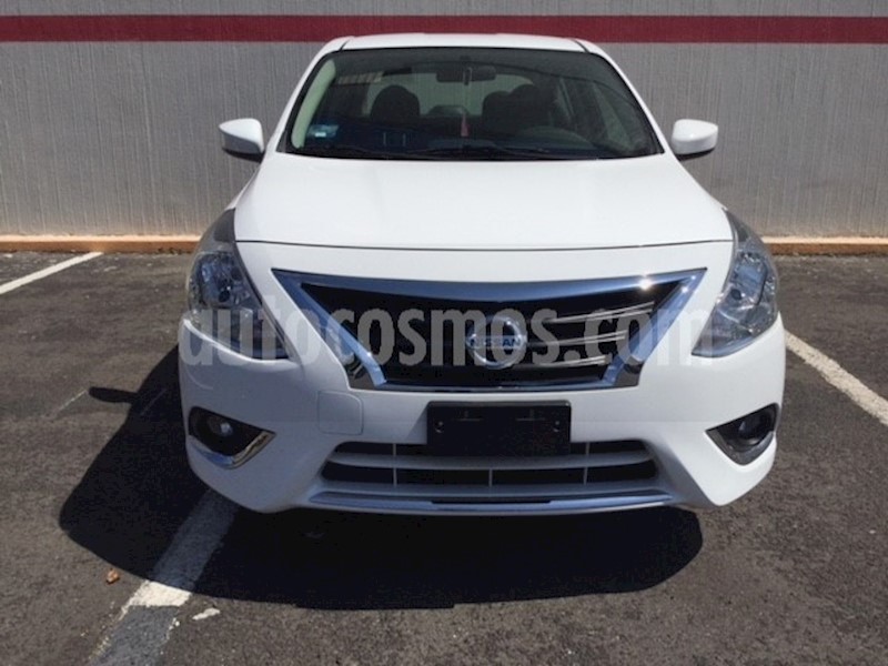 foto Nissan Versa Advance Aut Seminuevo