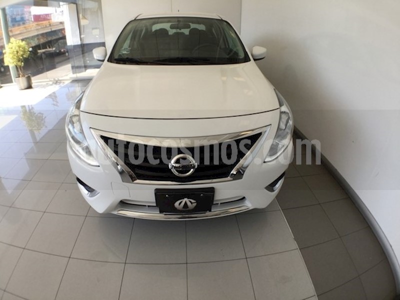 foto Nissan Versa Advance Aut Seminuevo