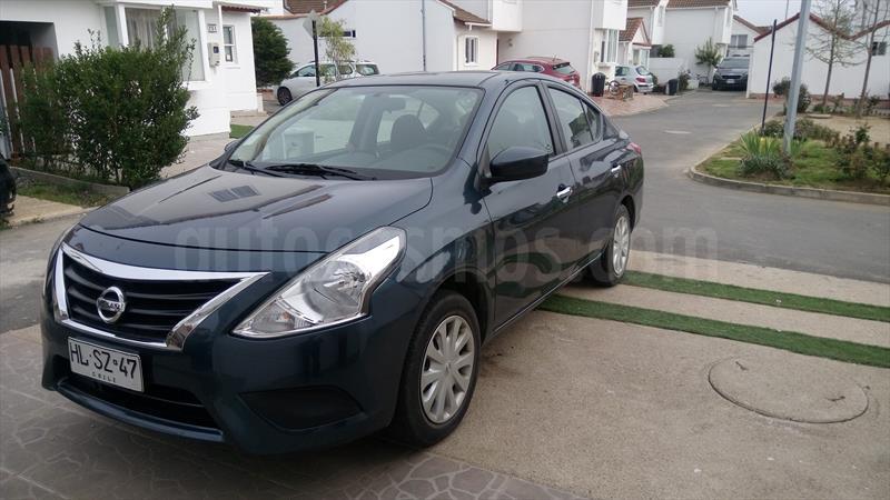 foto Nissan Versa Sense usado