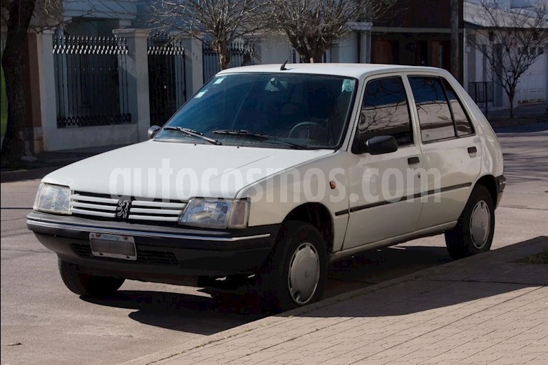 foto Peugeot 205 Junior usado