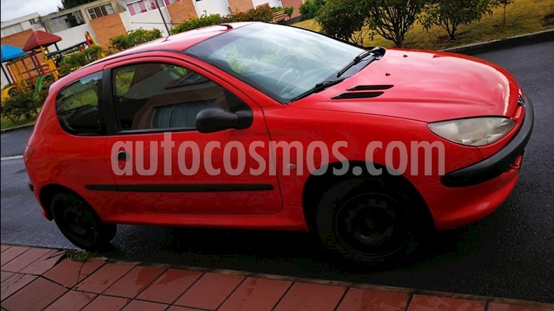 foto Peugeot 206 XRA Hatchback 1.400 C.C usado