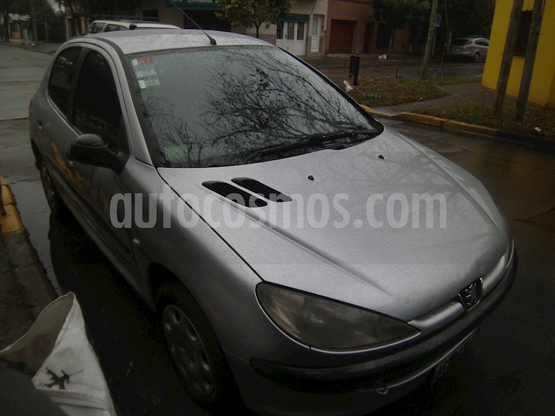 foto Peugeot 206 1.9D Live! 5P usado