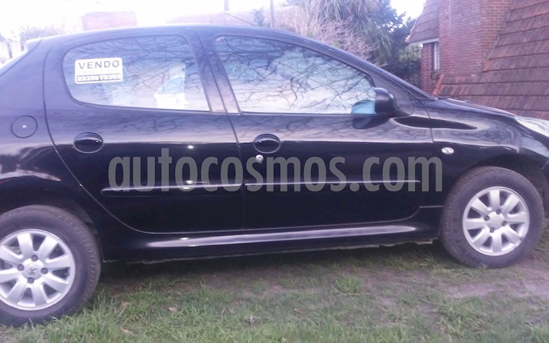 foto Peugeot 207 CC usado