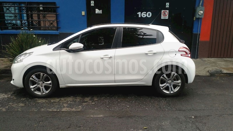 foto Peugeot 208 1.6L Allure usado