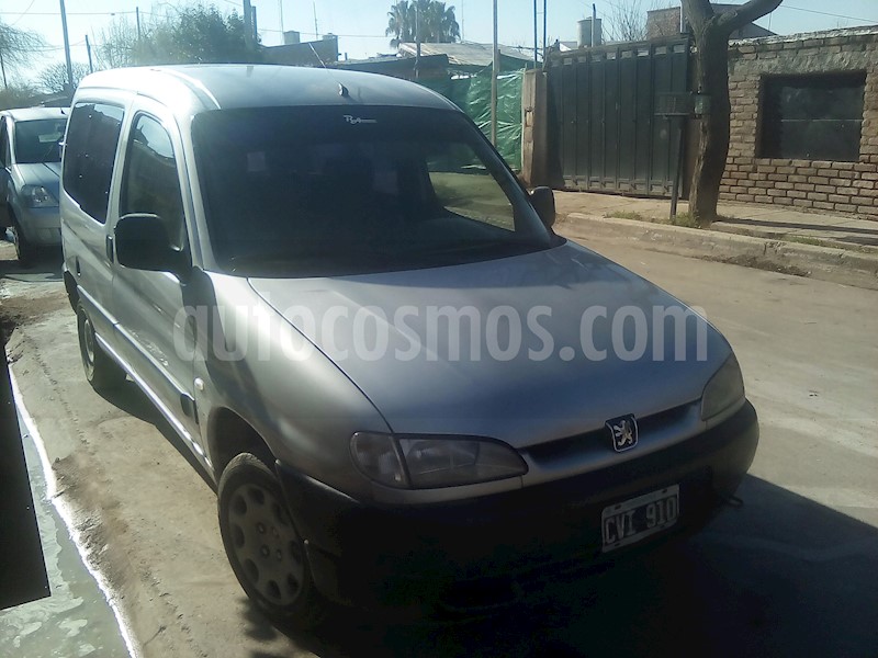 foto Peugeot Partner Furgon 1.9 DSL Usado