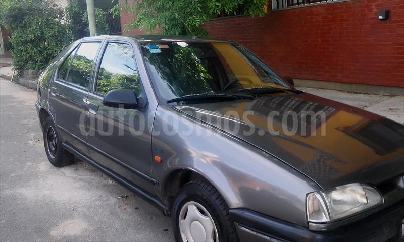 foto Renault 19 Tric RN 1.6 Usado