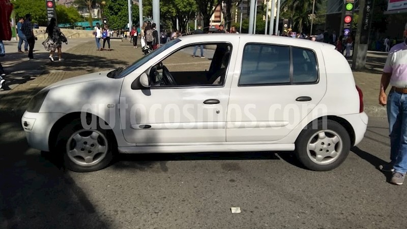 foto Renault Clio 3P 1.2 Authentique usado