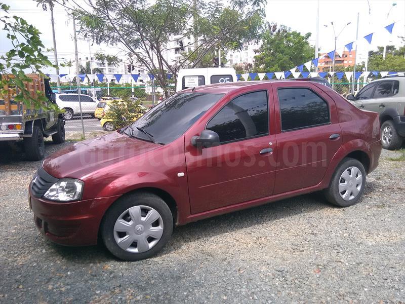foto Renault Logan 1.4L Familier usado