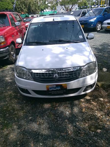foto Renault Logan 1.6 Dynamique AA Mec 4P usado