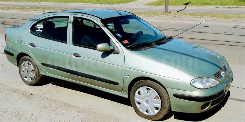 foto Renault Megane Tric 1.6 Expression GNC usado