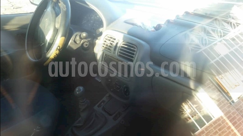 foto Renault Symbol Sinc. usado