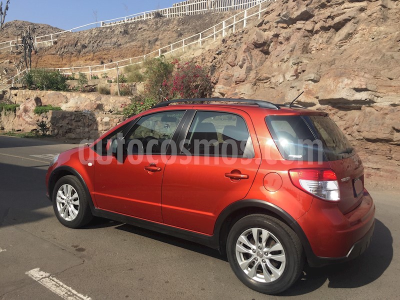 foto Suzuki SX4 1.6 Aut 4WD Crossover usado