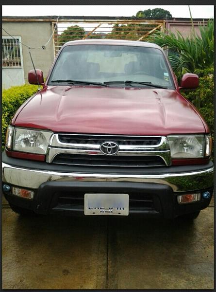 foto Toyota 4Runner 4x2 usado