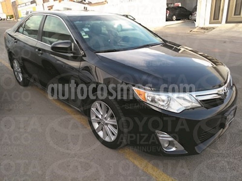 foto Toyota Camry XLE 2.5L usado
