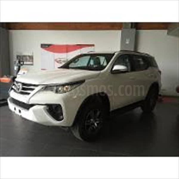 foto Toyota Fortuner 4x4 usado