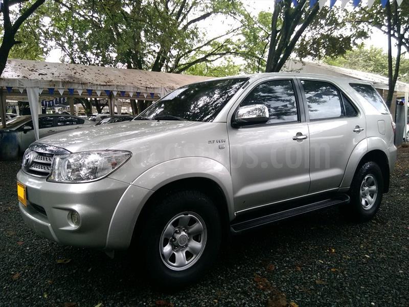 Toyota fortuner 1999