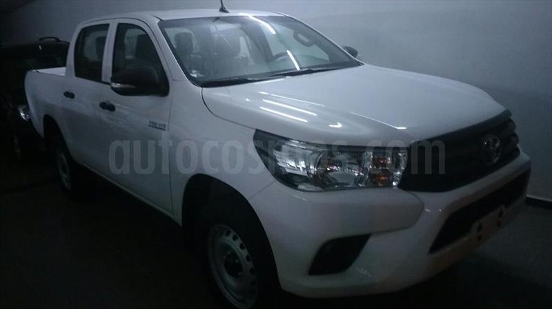foto Toyota Hilux 2.4 4x2 DX TDi SC usado