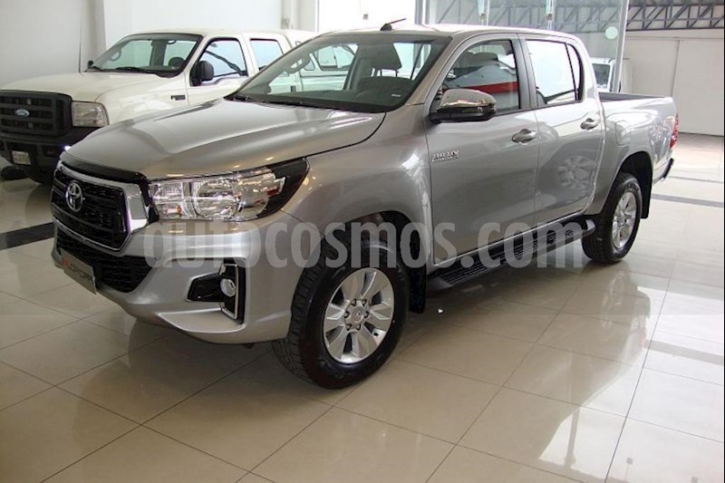 foto Toyota Hilux 2.4 4x4 DX TDi SC usado