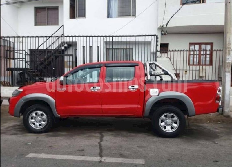 foto Toyota Hilux 2.5 4X4 Cabina Doble Active usado