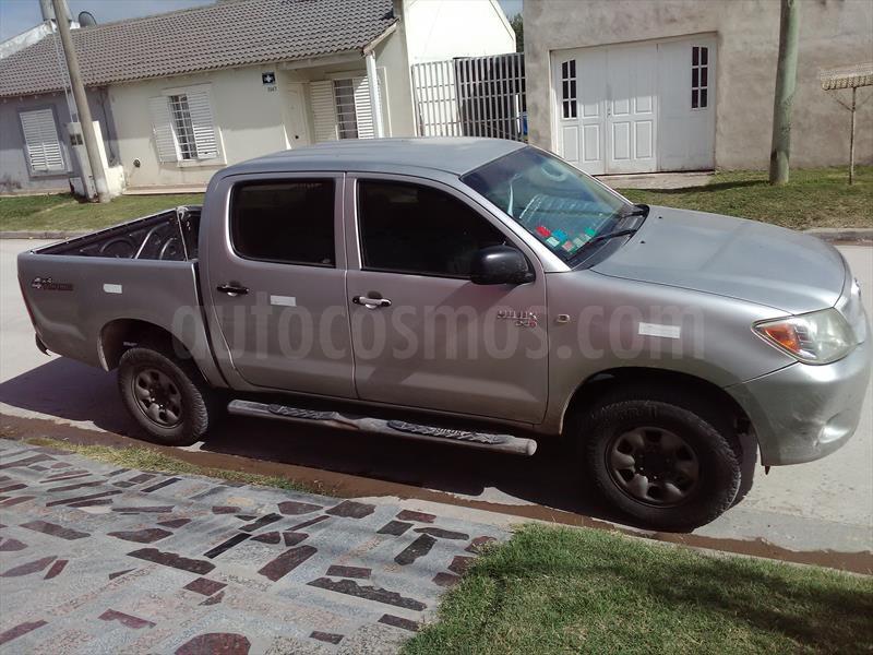 foto Toyota Hilux 2.5 4x4 DX DC usado