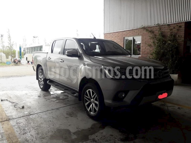 foto Toyota Hilux 2.8 4x4 SRX TDi DC usado