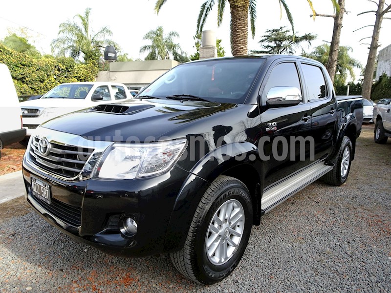 foto Toyota Hilux 3.0 4x2 SRV TDi DC Cuero usado