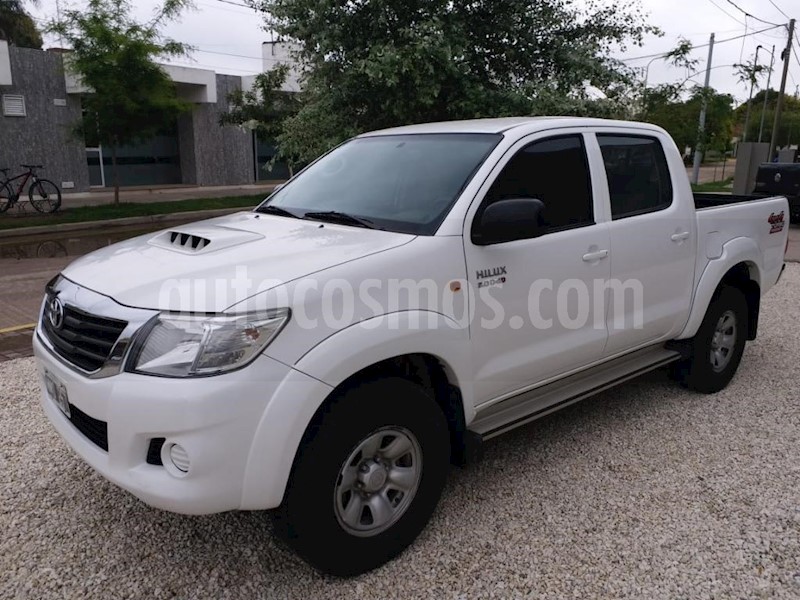 foto Toyota Hilux 3.0 4x4 DX SC usado