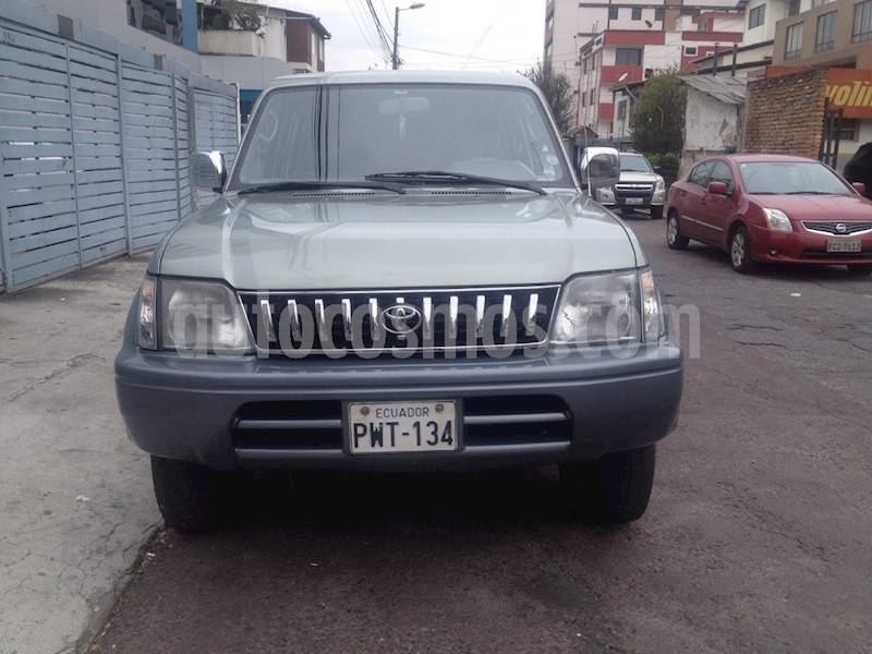 foto Toyota Land Cruiser 200 4.6L 4x4 usado