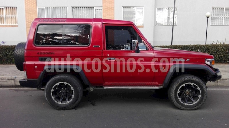 foto Toyota Land Cruiser 200 CabinadoA-A Part Usado