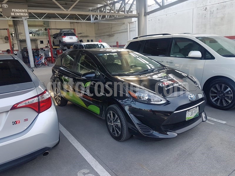 foto Toyota Prius C 1.5L usado