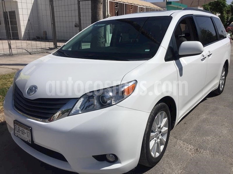 foto Toyota Sienna Limited 3.3L usado