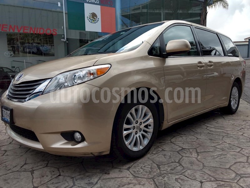 foto Toyota Sienna XLE 3.5L usado