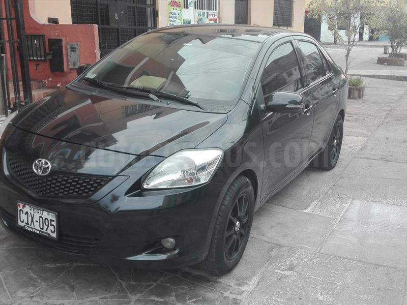 foto Toyota Yaris Sedan XLi 1.3L usado