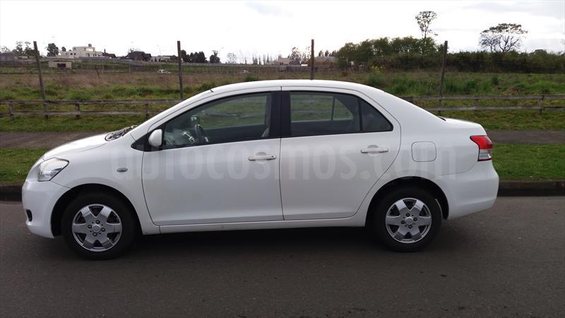 foto Toyota Yaris 1.5 XLi Usado