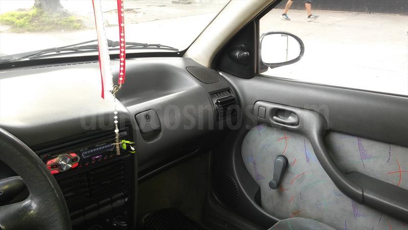 foto Volkswagen Gol 3P 1.6 GLD usado