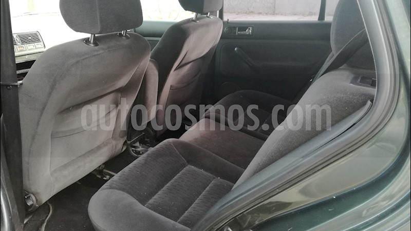 foto Volkswagen Golf 5P 1.6 Comfortline usado