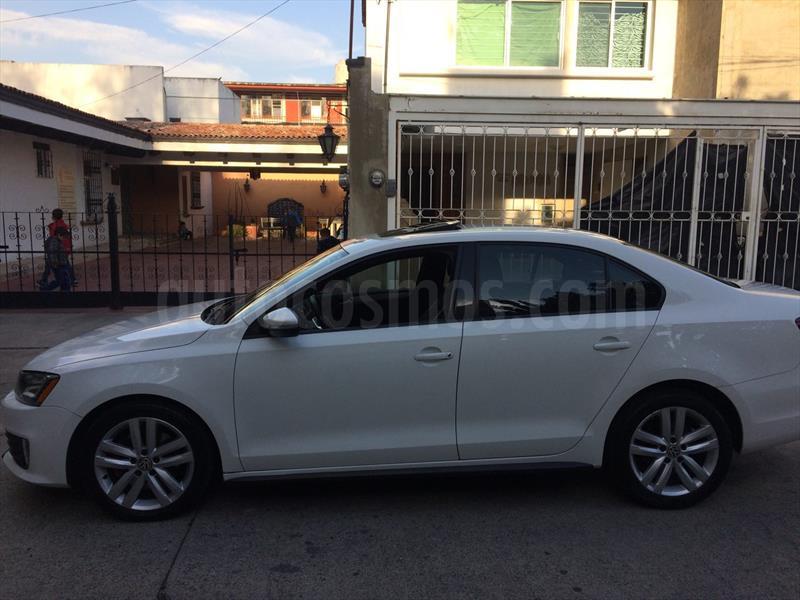 foto Volkswagen Jetta GLI 2.0T DSG Seminuevo