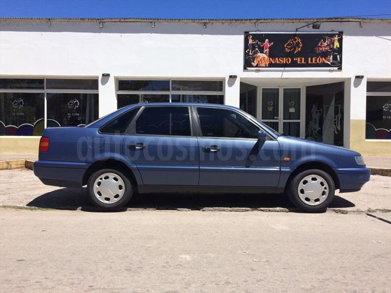 foto Volkswagen Passat 1.9 TDi usado