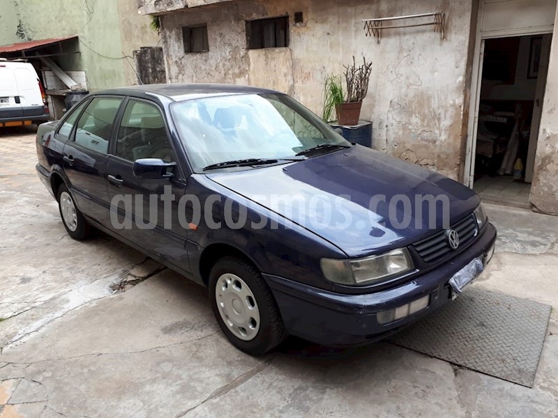 foto Volkswagen Passat 2.0 i usado