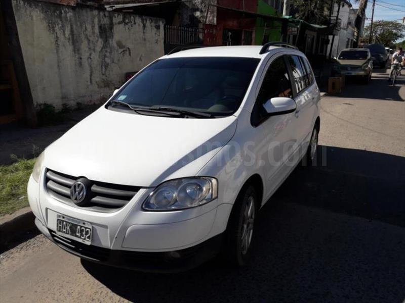 foto Volkswagen Suran 1.6 Highline 2G I-Motion usado