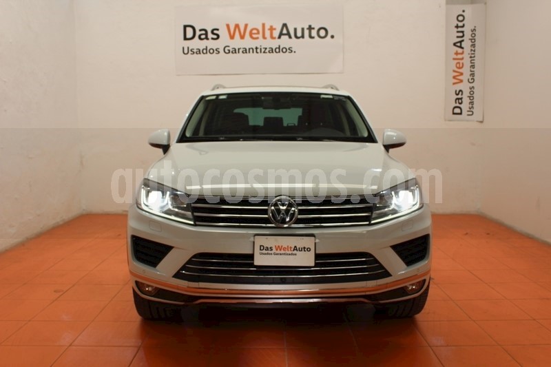 foto Volkswagen Touareg 3.0L V6 TDI usado