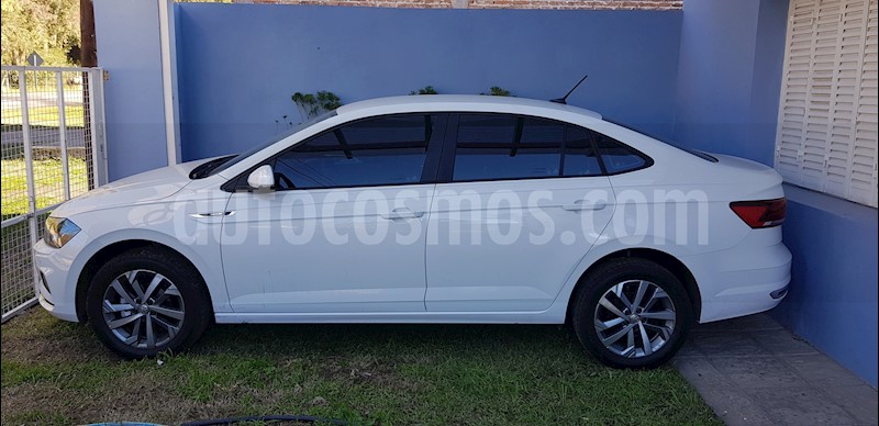 foto Volkswagen Virtus Highline 1.6 Aut usado