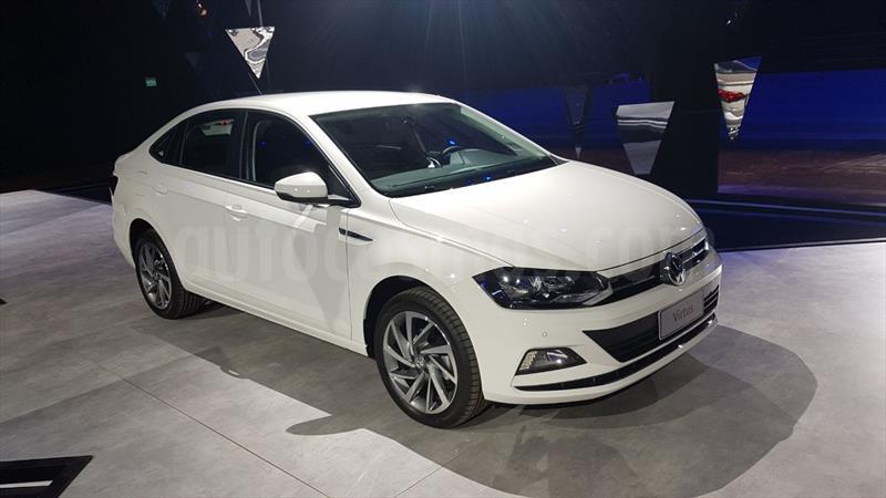 foto Volkswagen Virtus Highline 1.6 nuevo